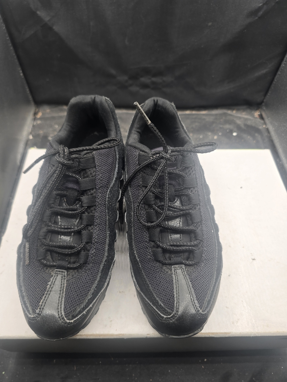 Men's Black Mesh Athletic Shoes